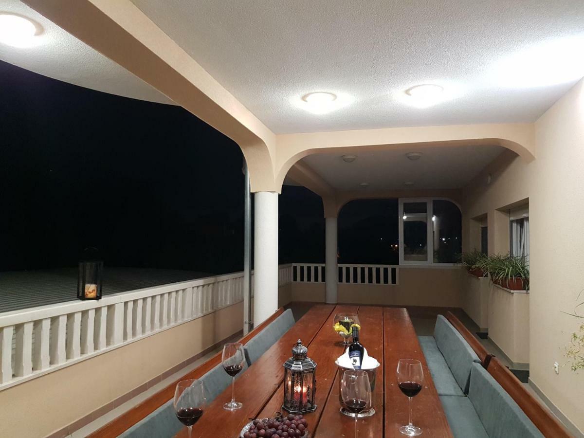 Villa Ana Maria Kamen ภายนอก รูปภาพ